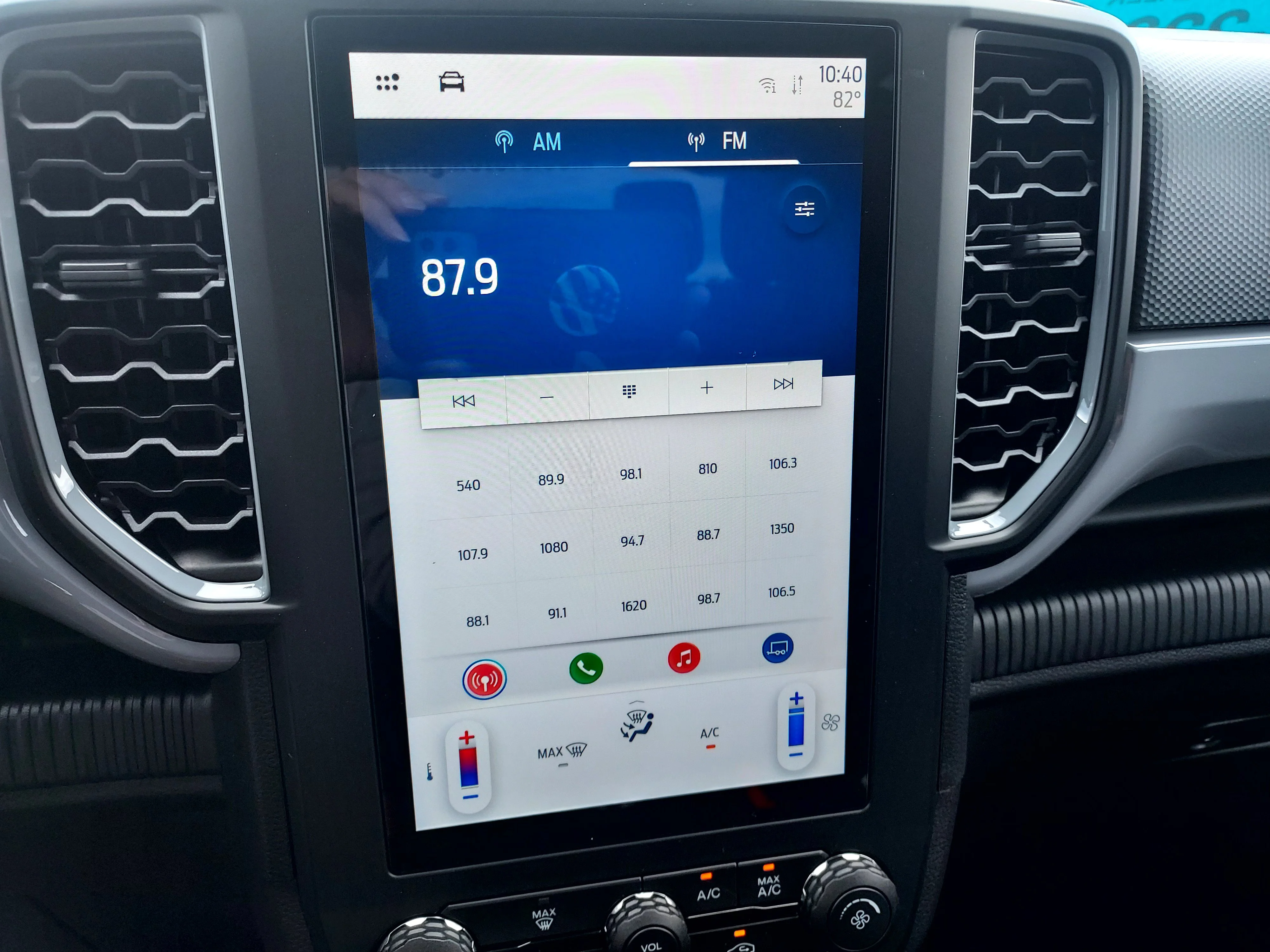 New 2026 Oxford White Ford XL image 31