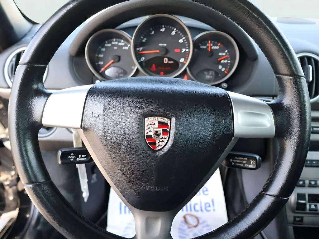 Used 2007  Porsche Base image 25