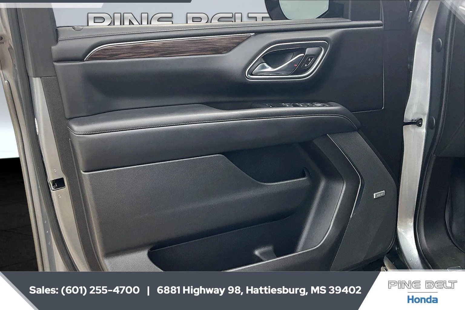 Used 2021 Satin Steel Metallic Chevrolet Z71 image 17