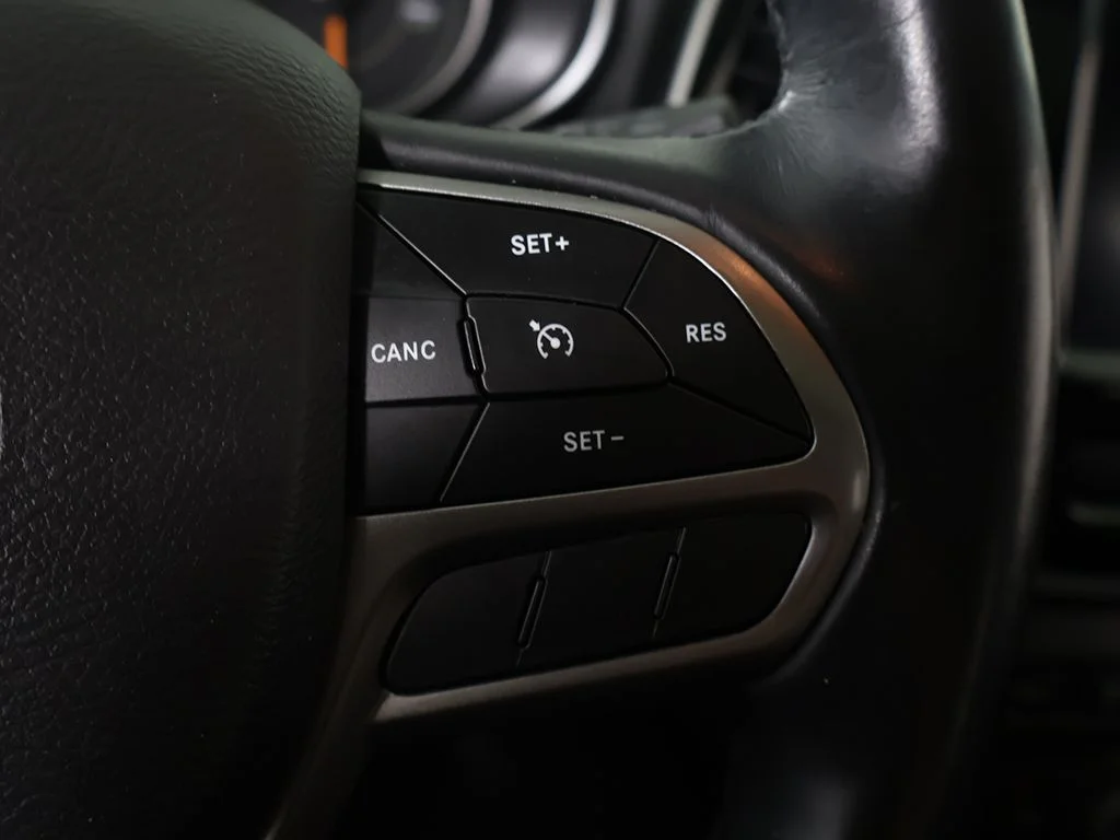 Used 2019 White Jeep Limited image 46