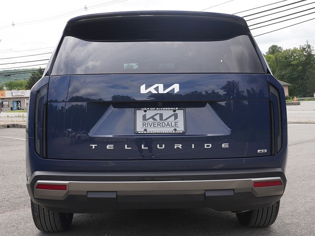 Used 2027 Black Kia S image 13