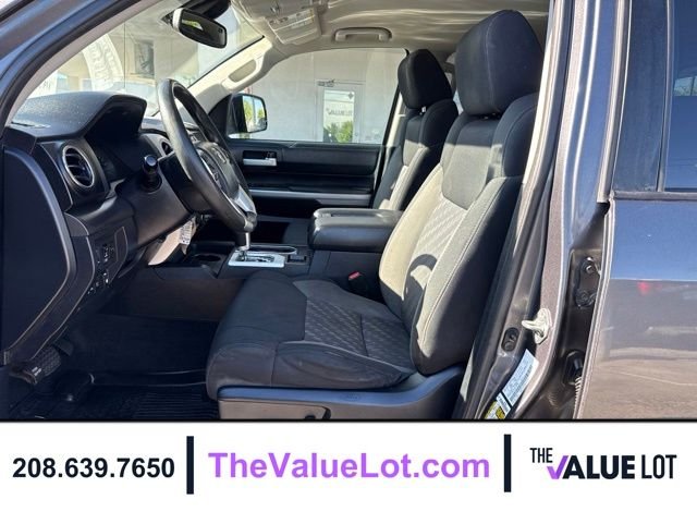 Used 2018 Gray Toyota SR5 image 20