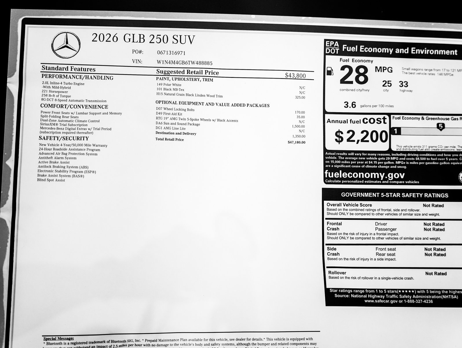 New 2026 Polar White Mercedes-Benz GLB 250 image 23