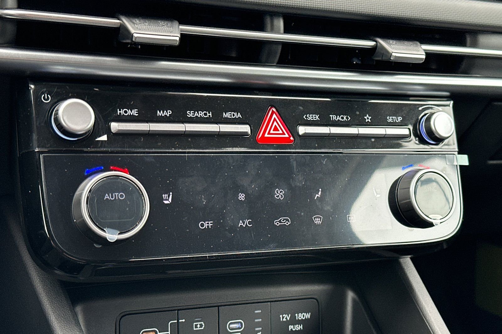 2025 Hyundai Tucson SEL - Photo 19