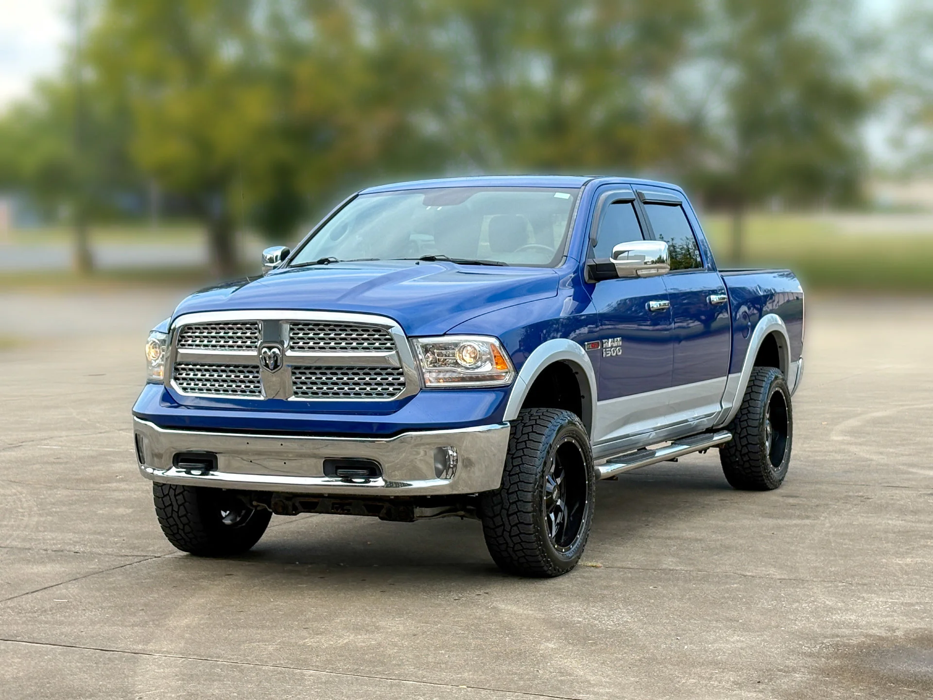 Used 2016 Blue Ram Laramie image 5