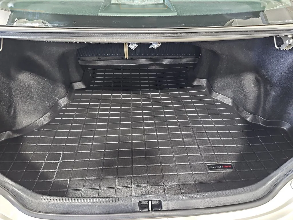 Used 2013 Beige Toyota LE image 14