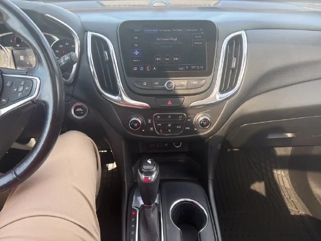 Used 2019 SUMMIT WHITE Chevrolet LT image 21