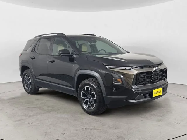 Used 2026 Mosaic Black Metallic Chevrolet ACTIV image 7