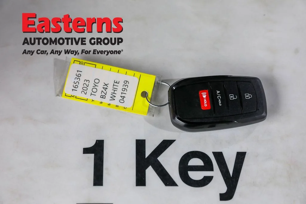 Used 2023 White Toyota XLE image 23