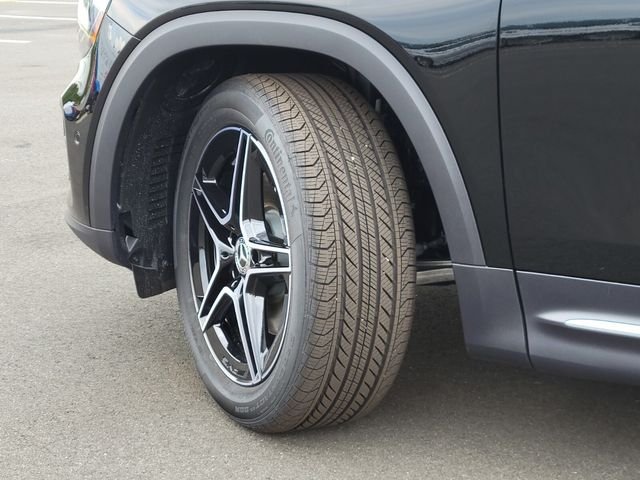 New 2026 Black Mercedes-Benz GLB 250 image 33