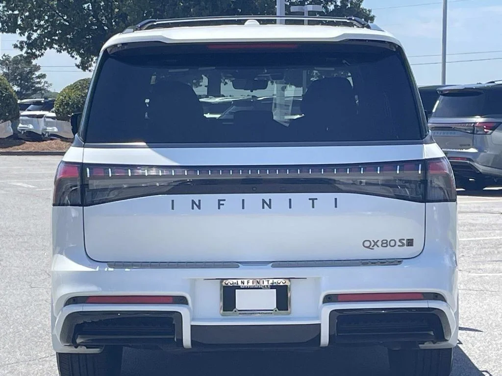Used 2026 White INFINITI SPORT image 3