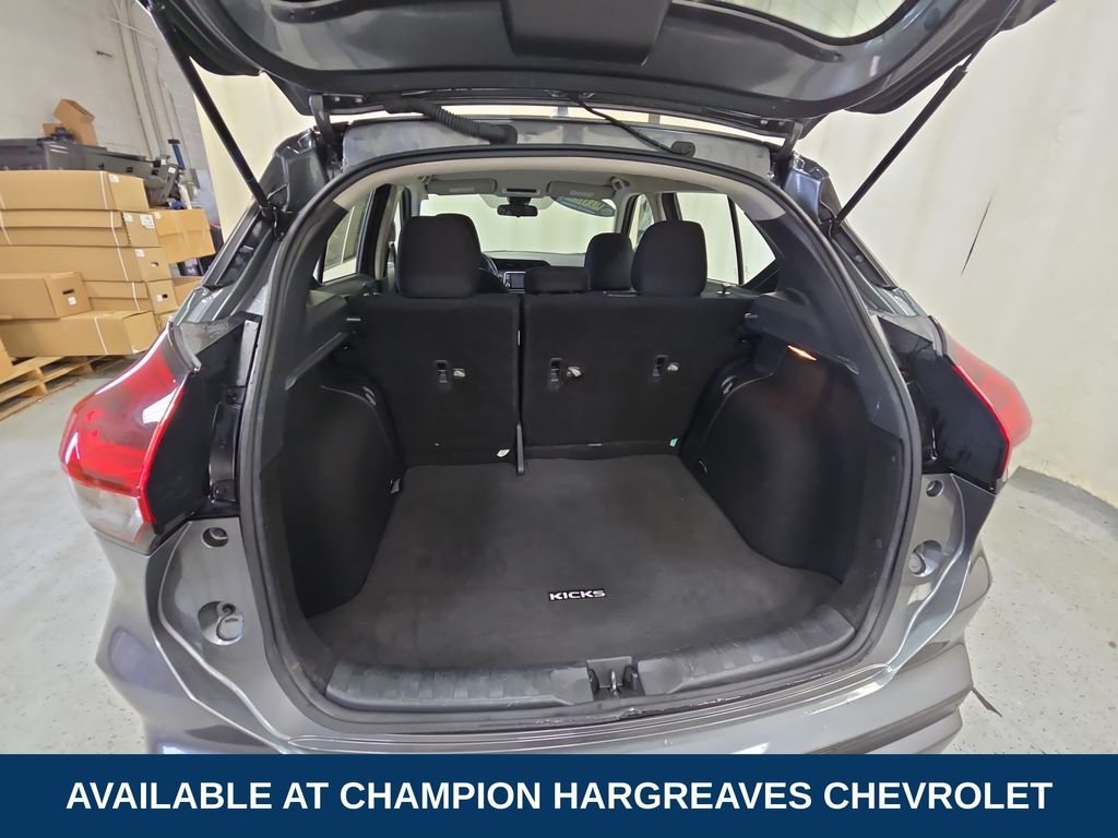 Used 2022 Gun Metallic Nissan S image 34