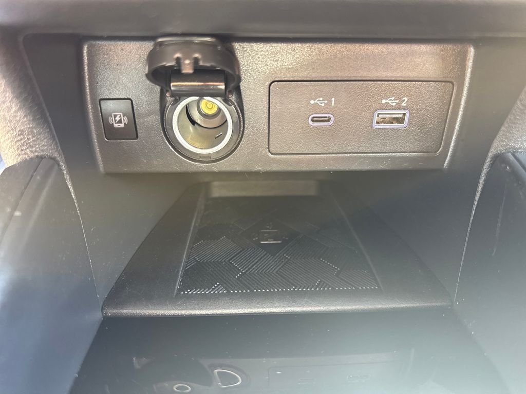 Used 2024 Blue Nissan 1.6 SR image 33