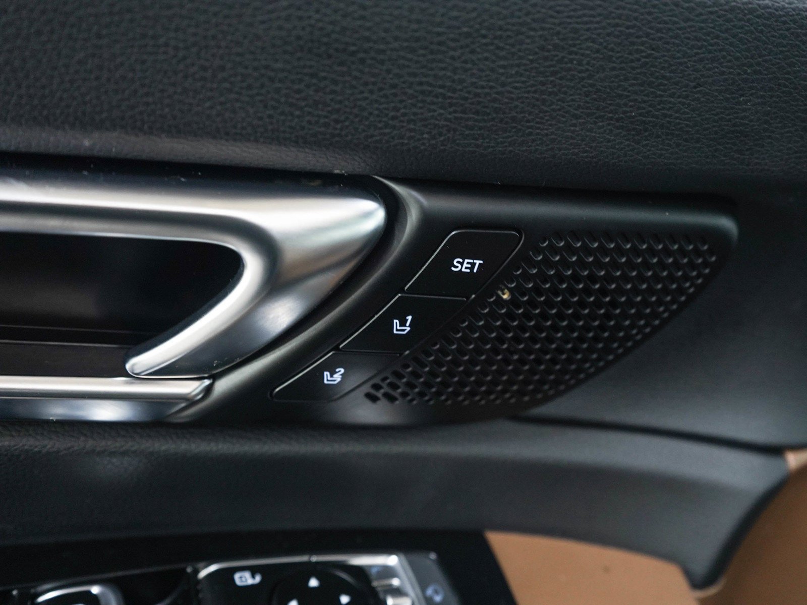 Used 2022 Black Copper Kia SX AWD image 25