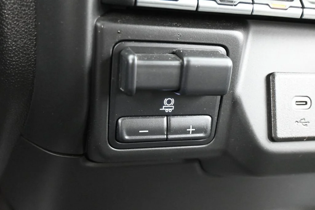 Used 2024 Slate Gray Metallic Chevrolet Custom image 27