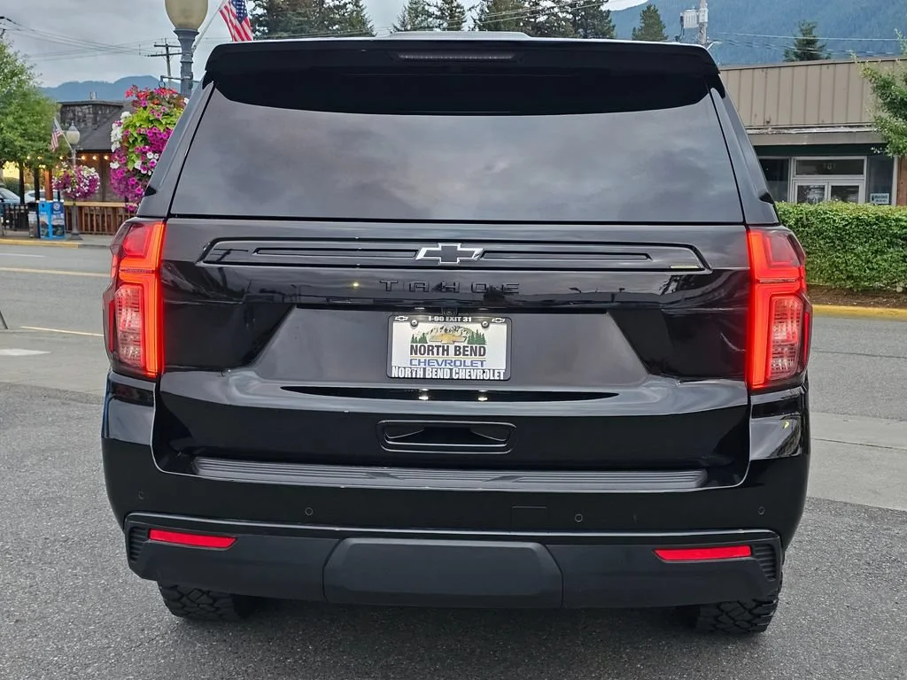 Used 2023 Black Chevrolet Z71 image 6