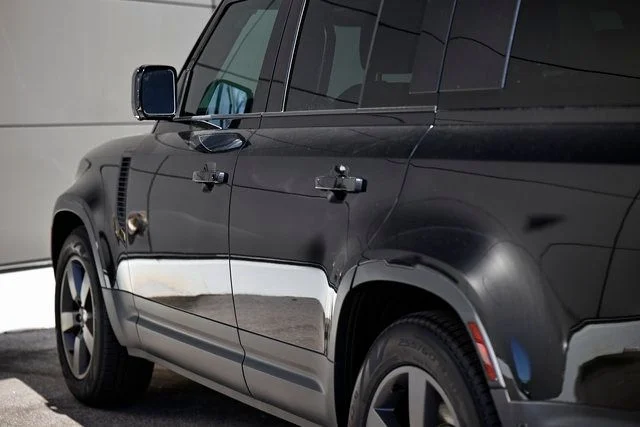 2025 Land Rover Defender S - Photo 12