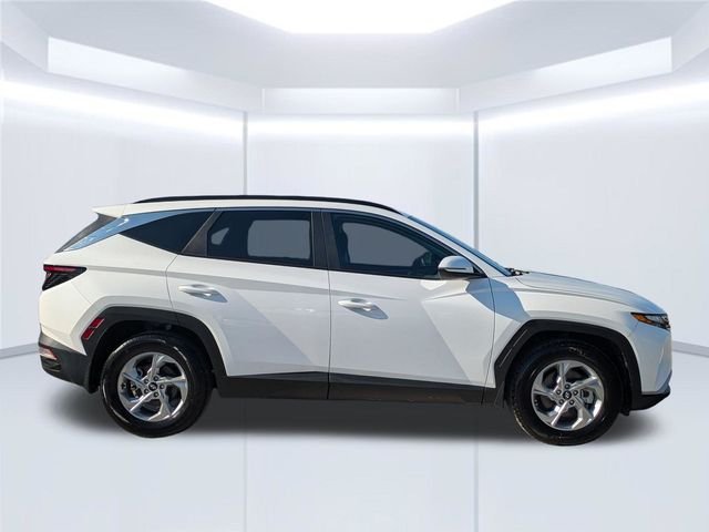 Used 2023 White Hyundai SEL image 8