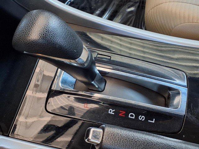 2016 Honda Accord LX - Photo 15