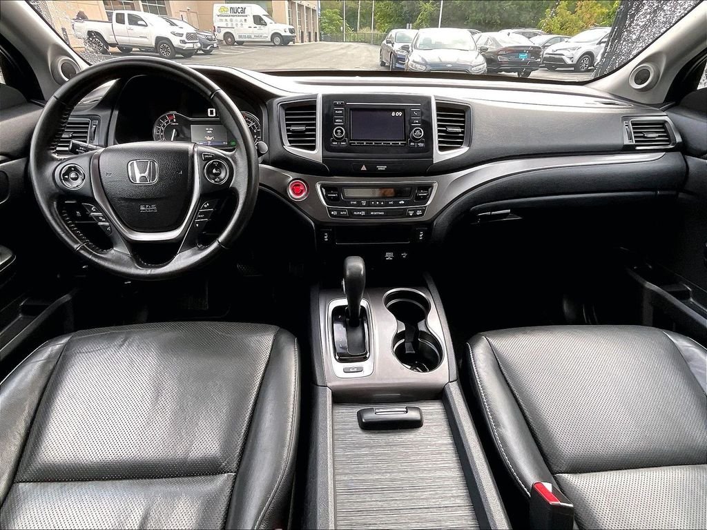 Used 2019 Gray Honda RTL image 21