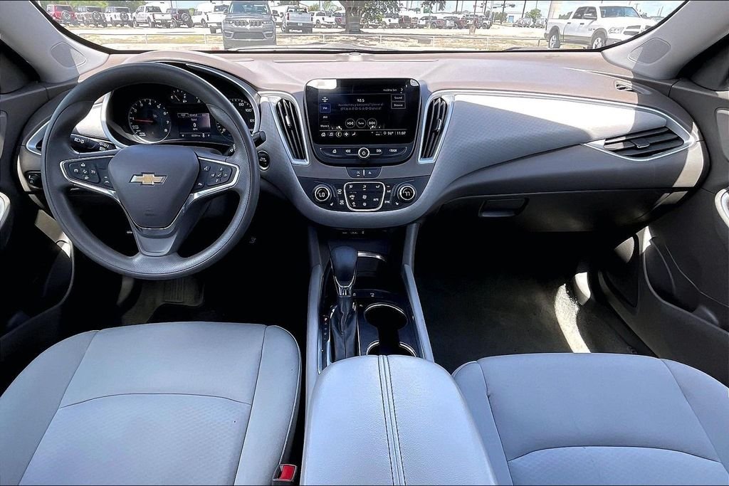 Used 2024 Gray Chevrolet LT image 7