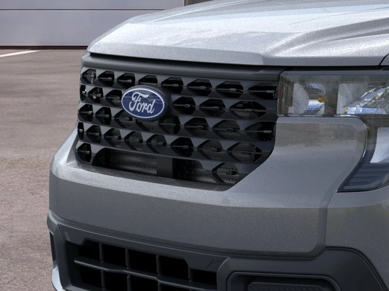 New 2026 Carbonized Gray Metallic Ford XLT image 18