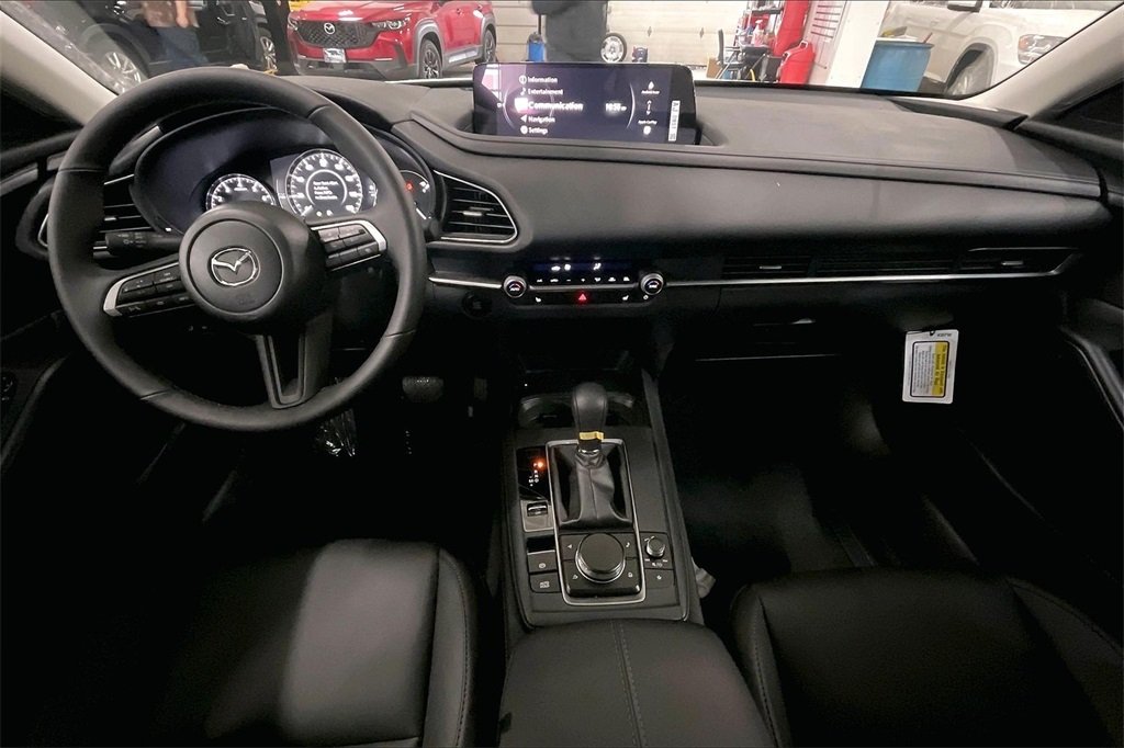 2026 MAZDA CX-30 - Image 4
