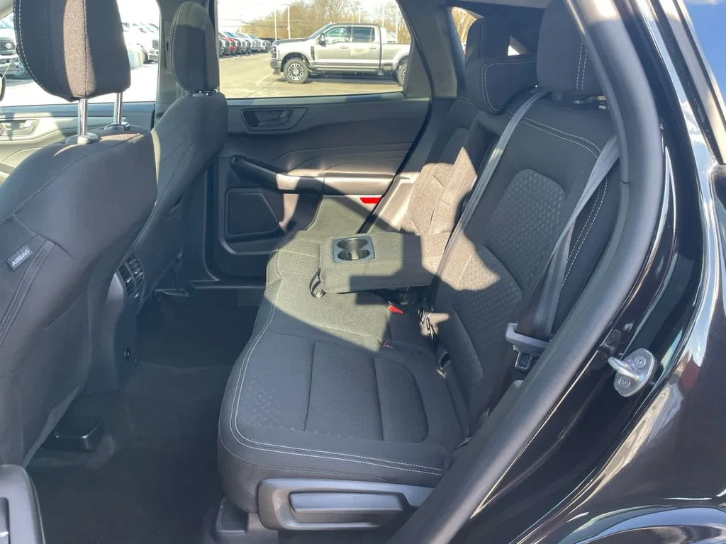 Used 2025 Black Ford Active image 32