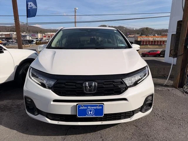 New 2026 White Honda Touring image 3