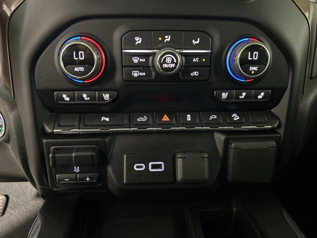 Used 2022 Greenstone Metallic Chevrolet High Country image 20