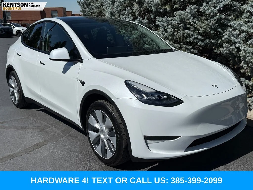 Used 2023 White Tesla Long Range image 12