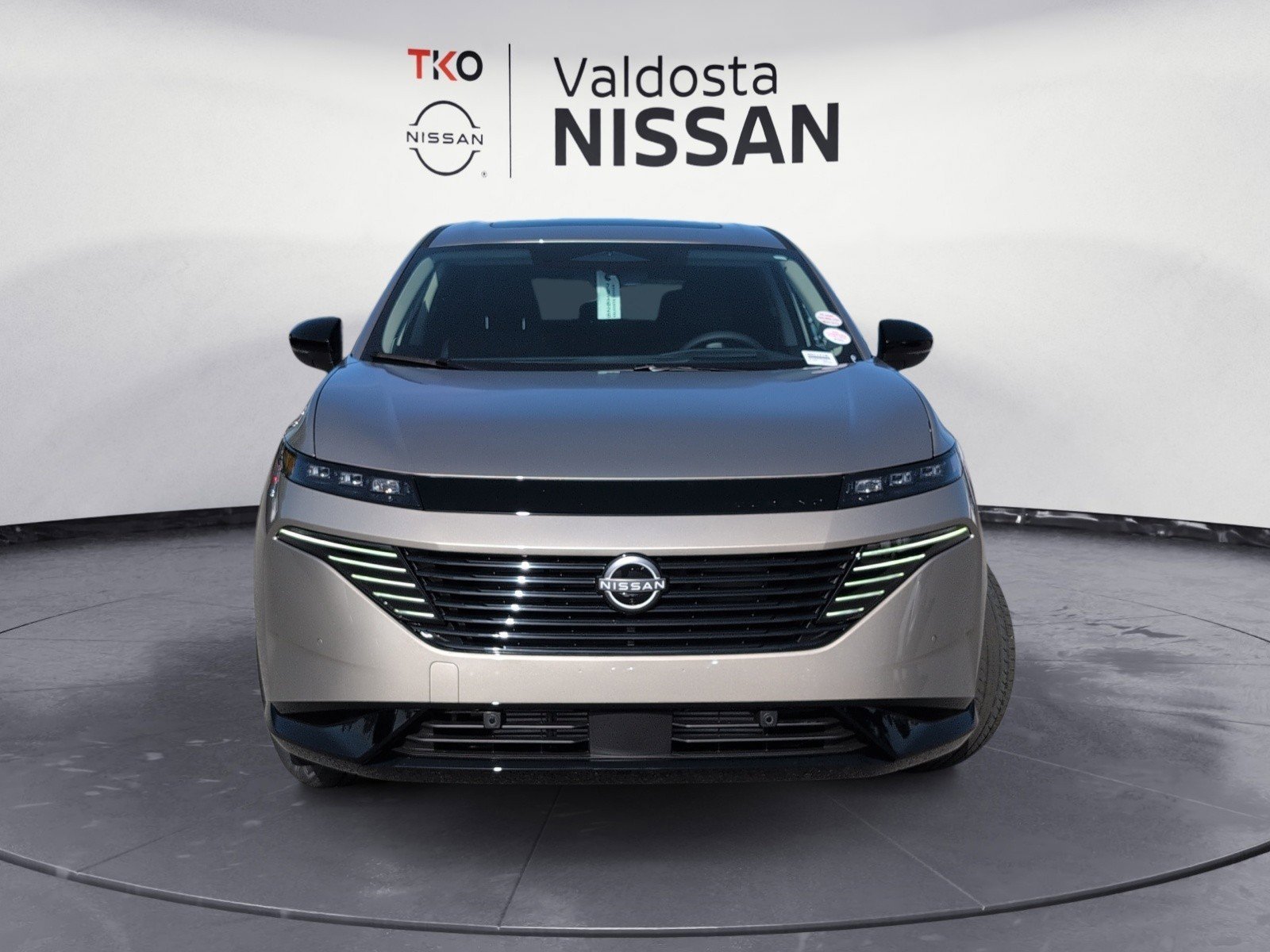 New 2026 Champagne Silver Metallic Nissan Platinum image 9