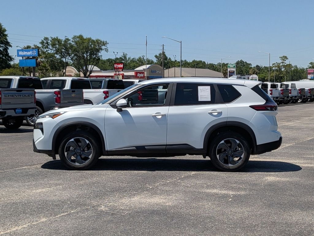 Used 2024 White Nissan SV image 2
