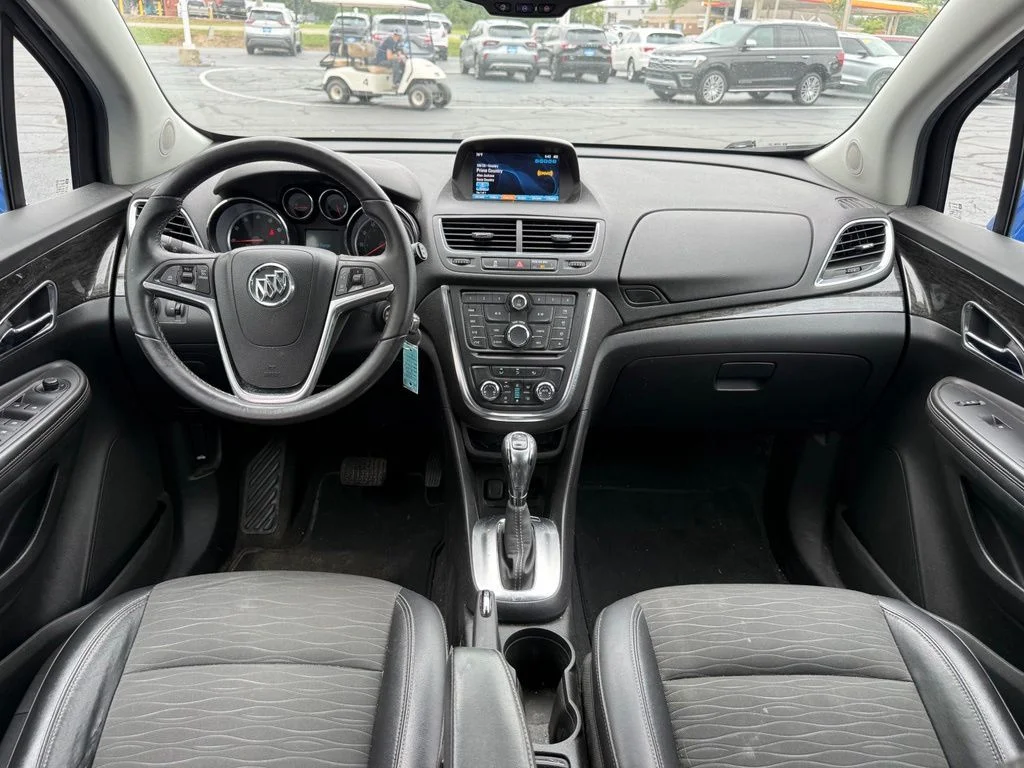 Used 2016 Blue Buick Convenience image 10