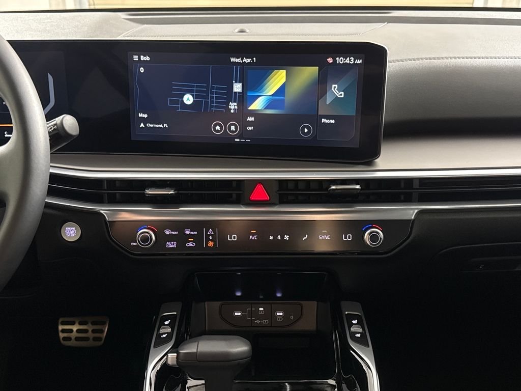 2025 Kia Sorento SX - Photo 18