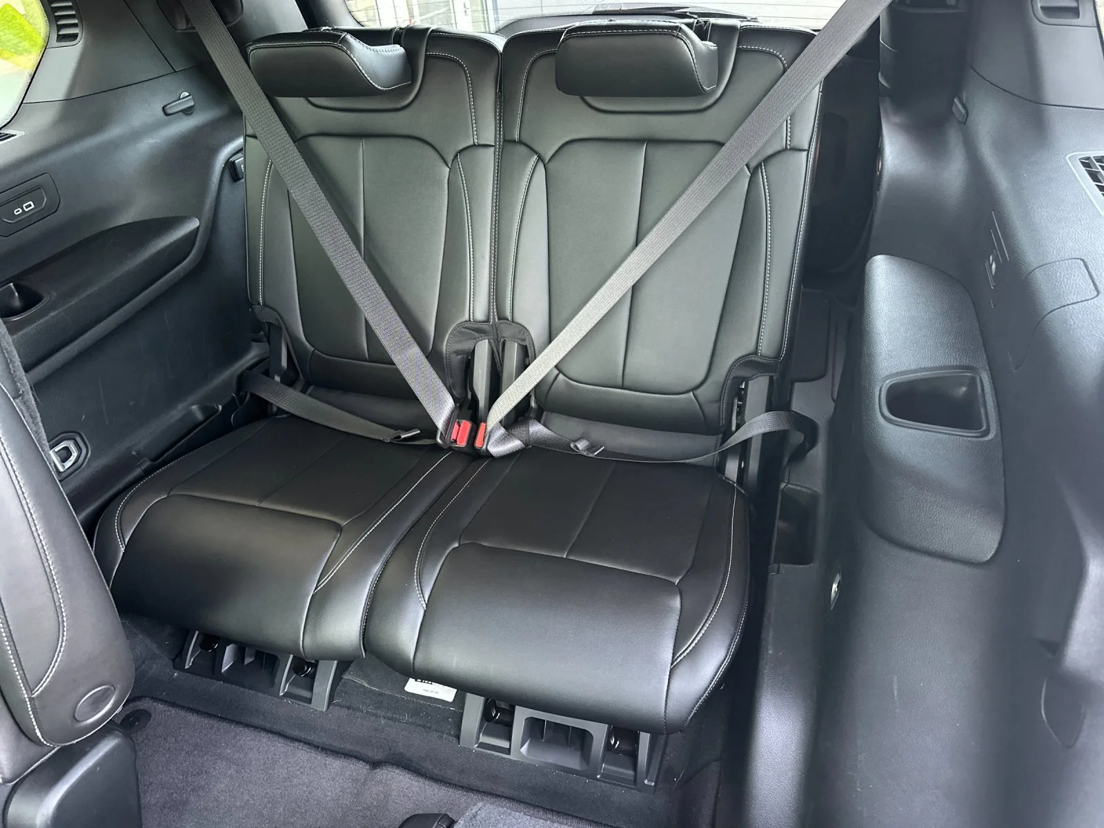 Used 2025 Silver Zynith Jeep Limited image 15
