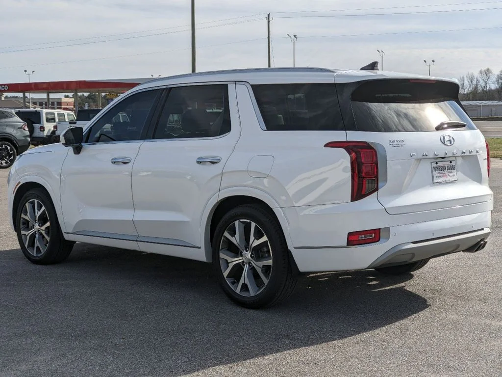 Used 2022 White Hyundai Limited AWD image 5
