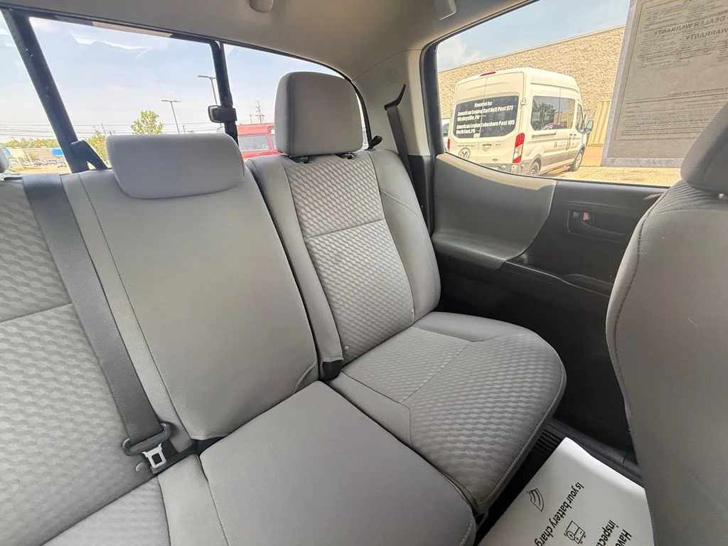Certified Used 2022 White Toyota SR image 28