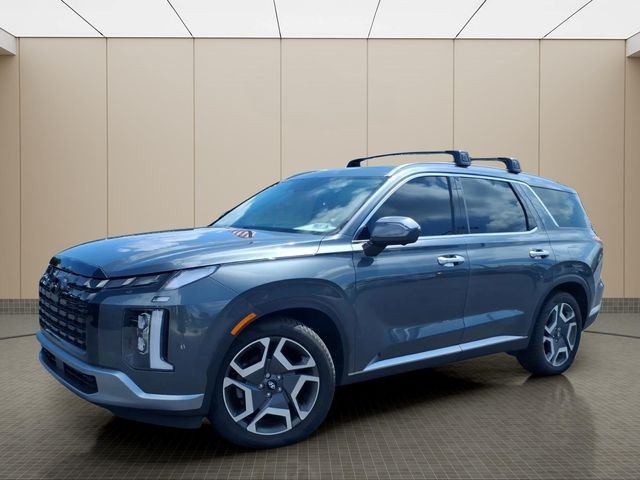 Used 2024 Gray Hyundai SEL image 2