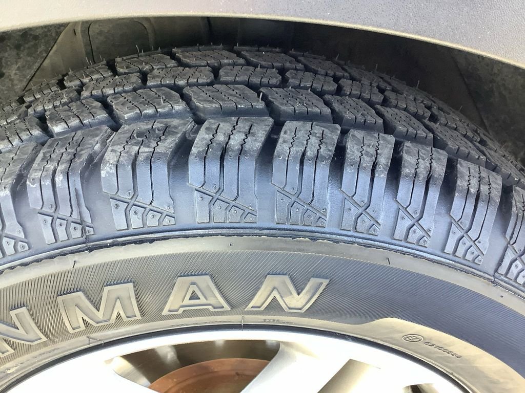 Used 2018 Silver Hyundai 2.4 Base image 22
