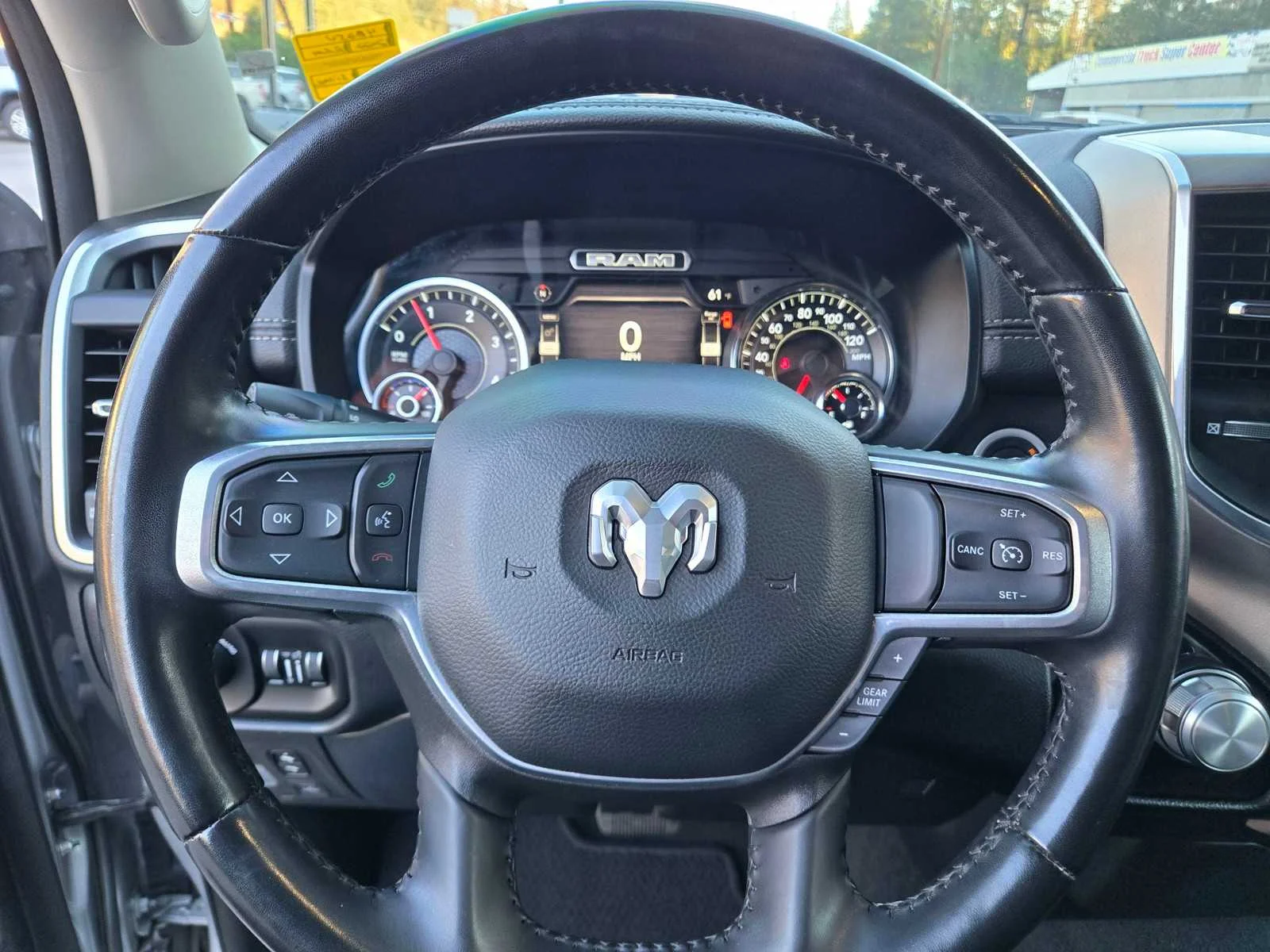 2022 RAM Ram 1500 Pickup Laramie - Photo 28