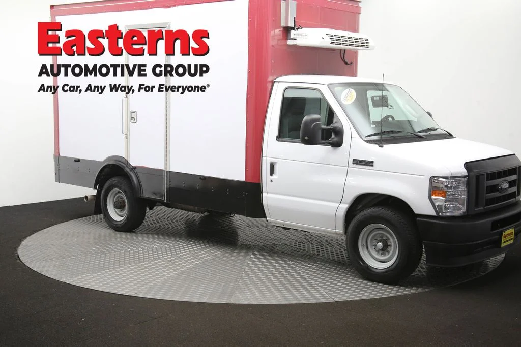 Used 2023 White Ford Base image 47