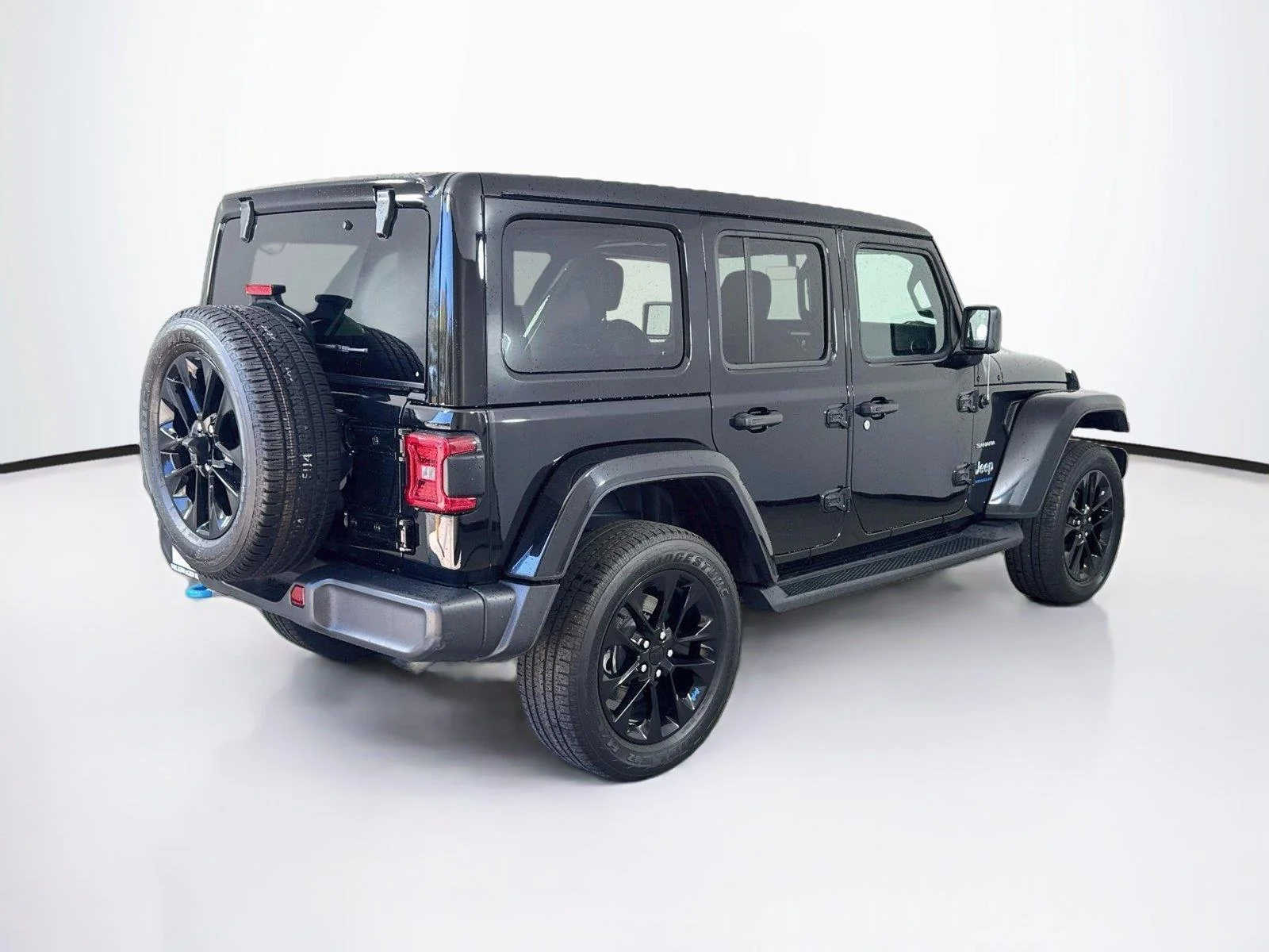 Used 2023 Black Clearcoat Jeep Sahara image 2