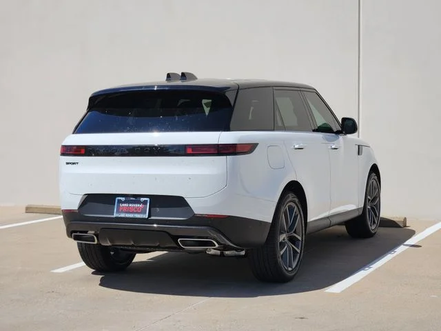 New 2026 Fuji White Land Rover SE image 4