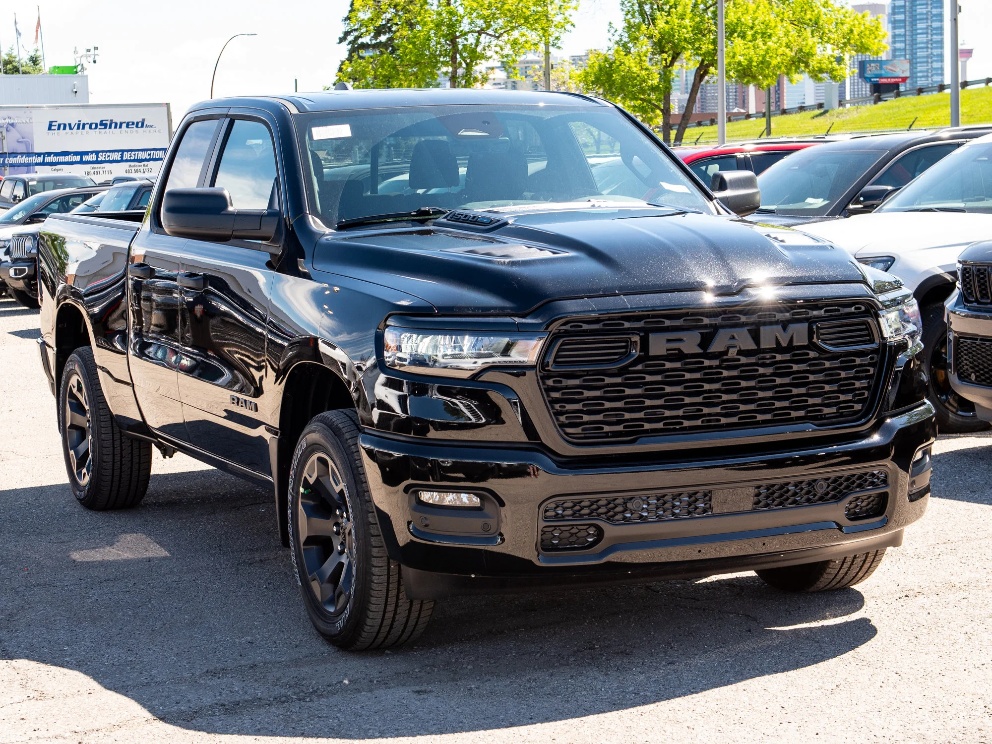 New 2026 Black RAM Express* image 6