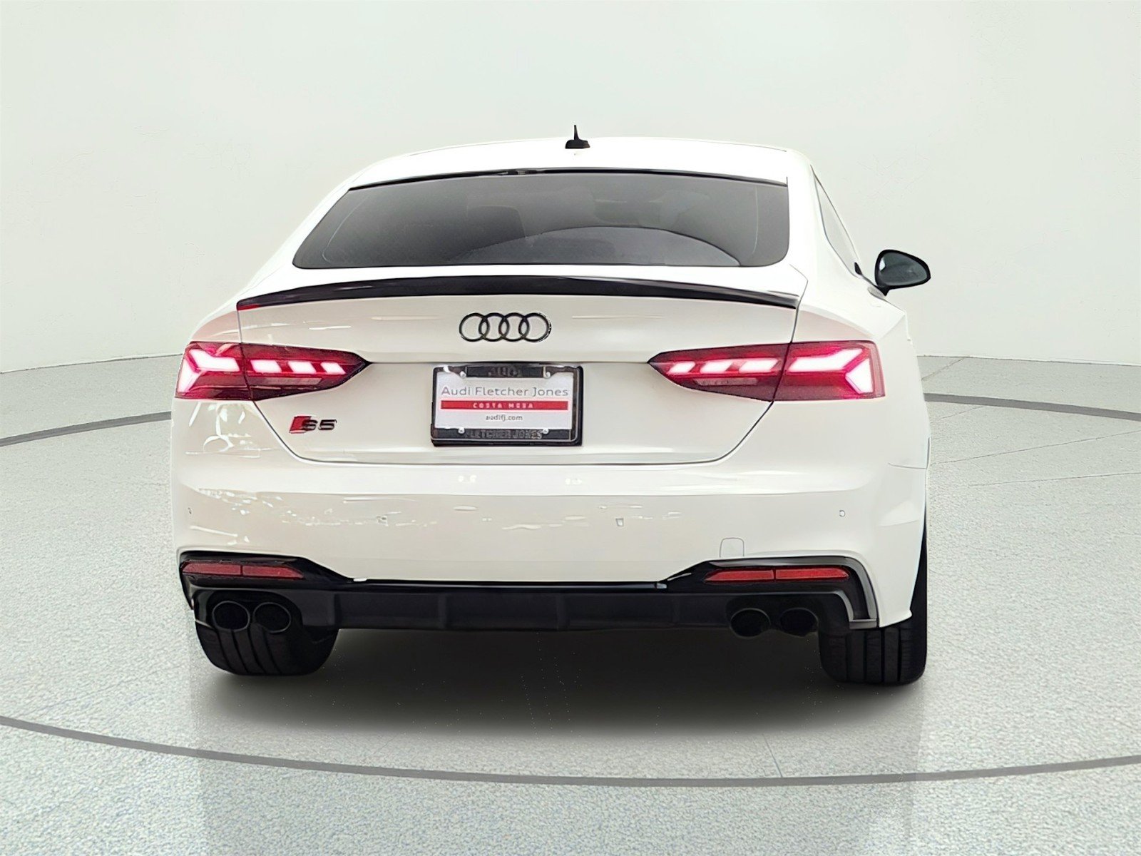 Used 2025  Audi Premium Plus image 6