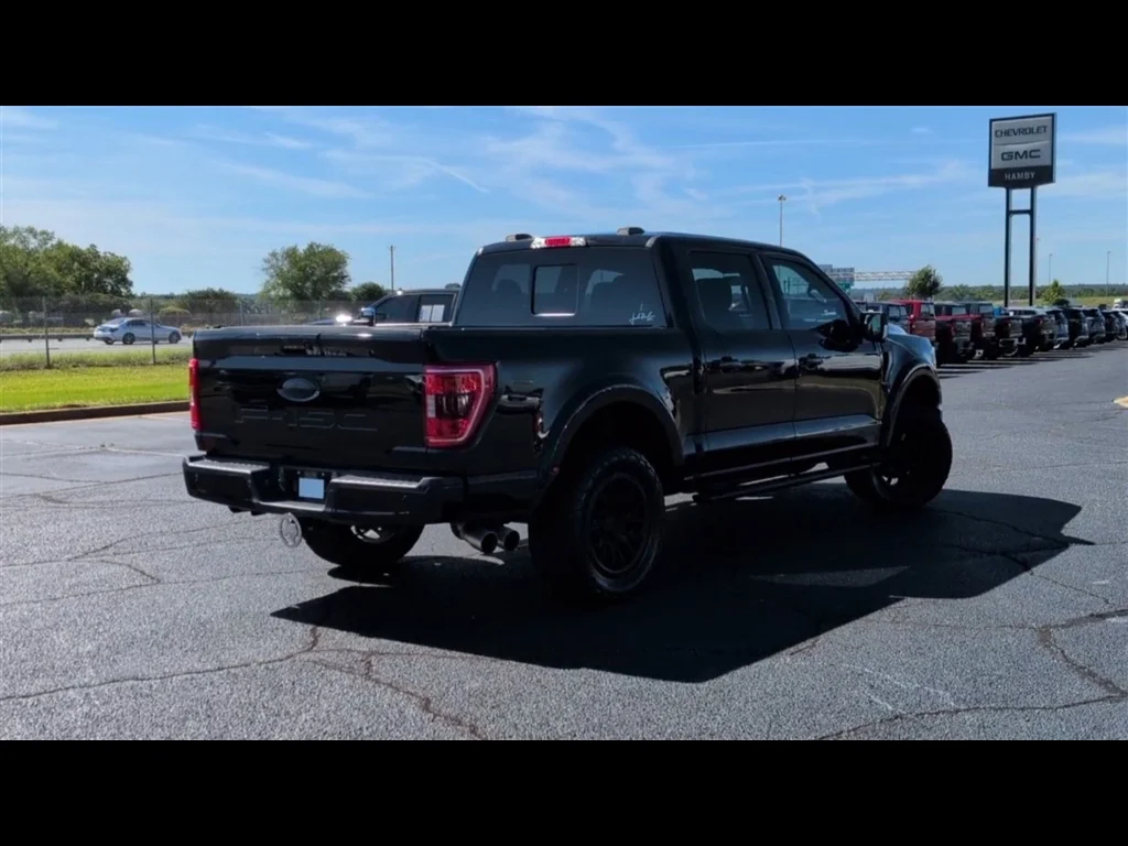 Used 2023 Black Ford XLT image 8