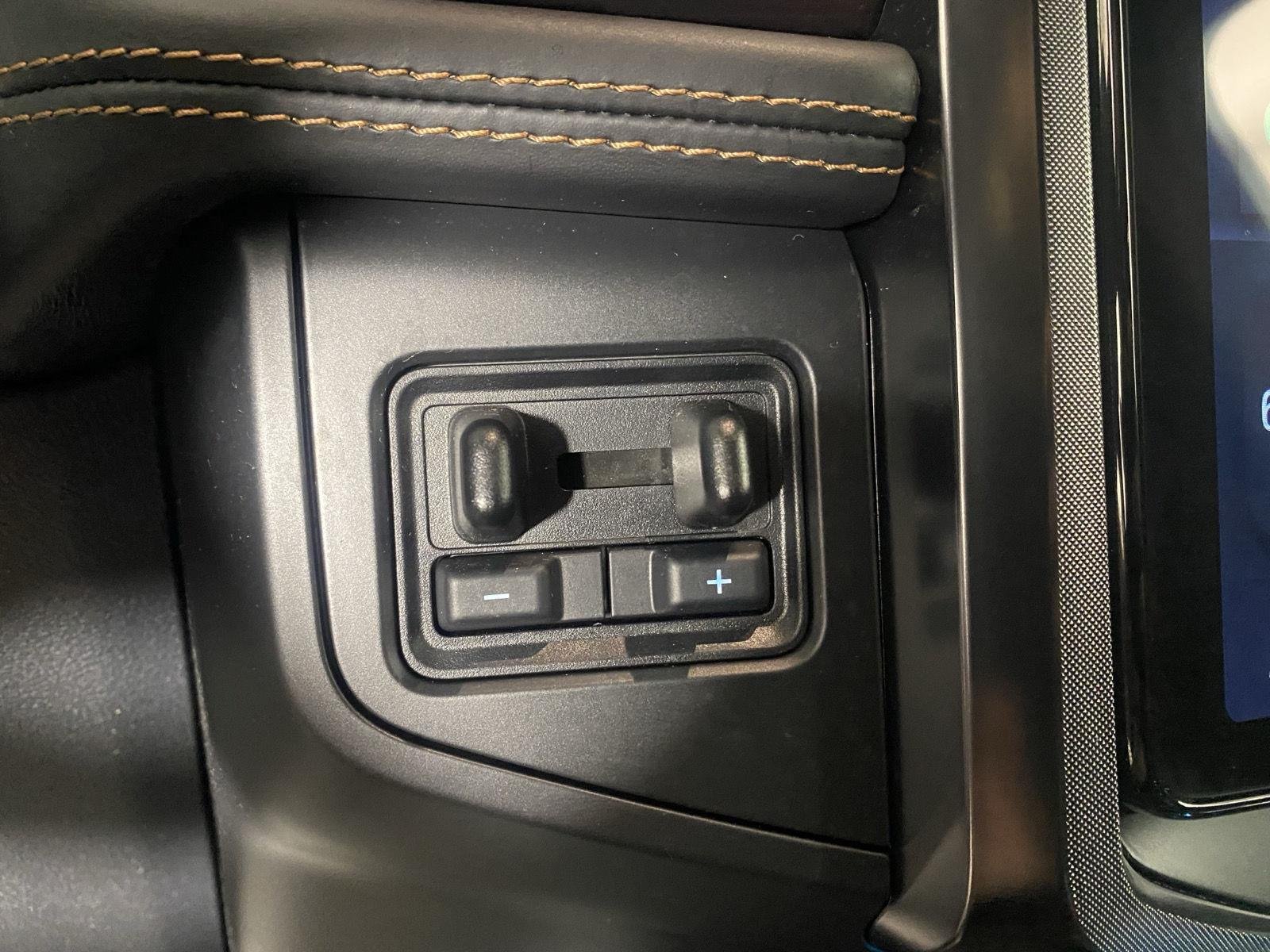 Used 2022 Agate Black Ford Platinum image 19