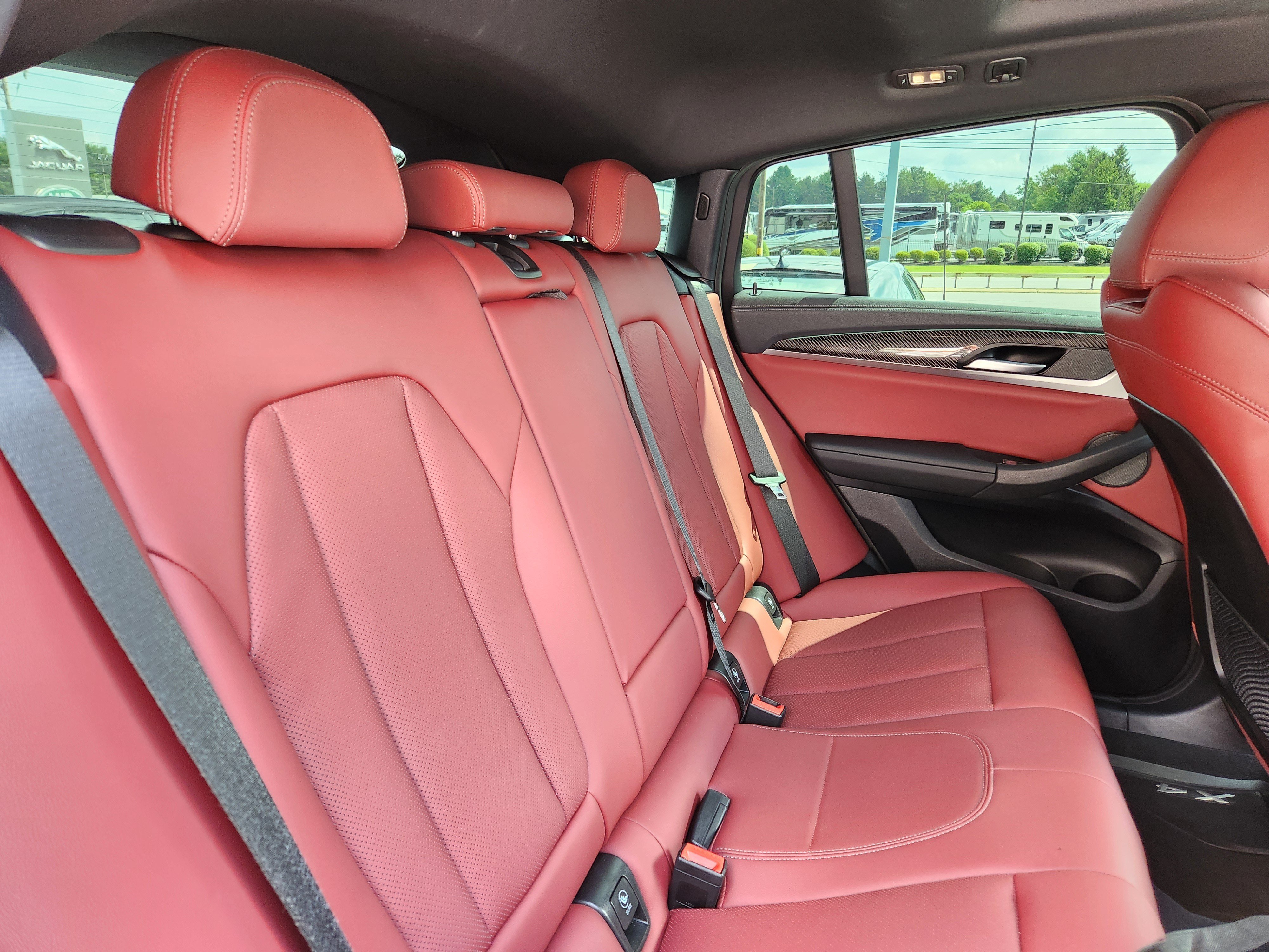 Used 2024  BMW  image 15