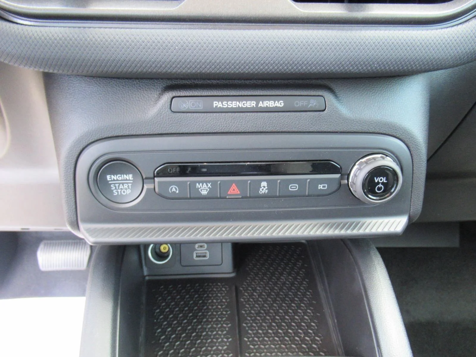 New 2026 Carbonized Gray Metallic Ford Big Bend® image 24